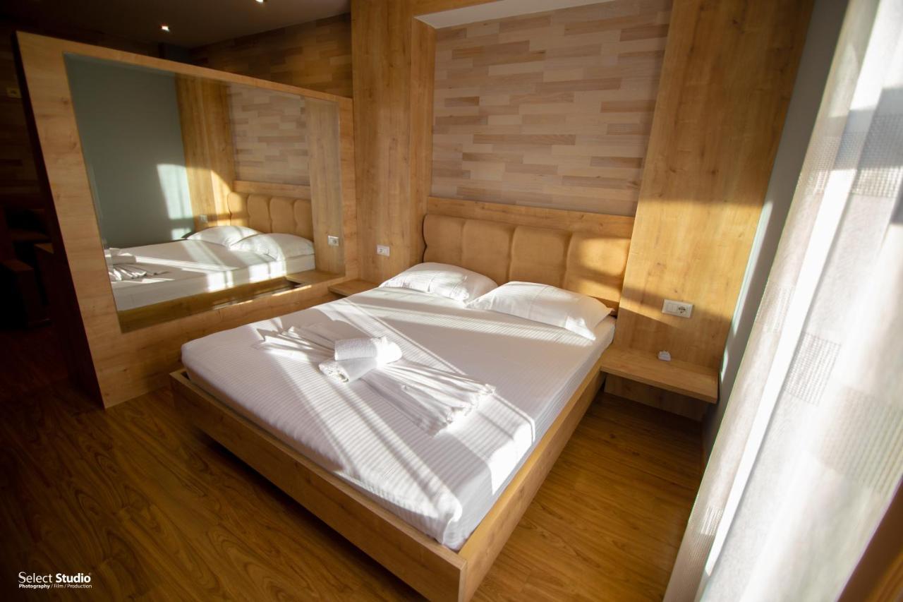 Sahati Hotel & Restaurant コルチャ エクステリア 写真