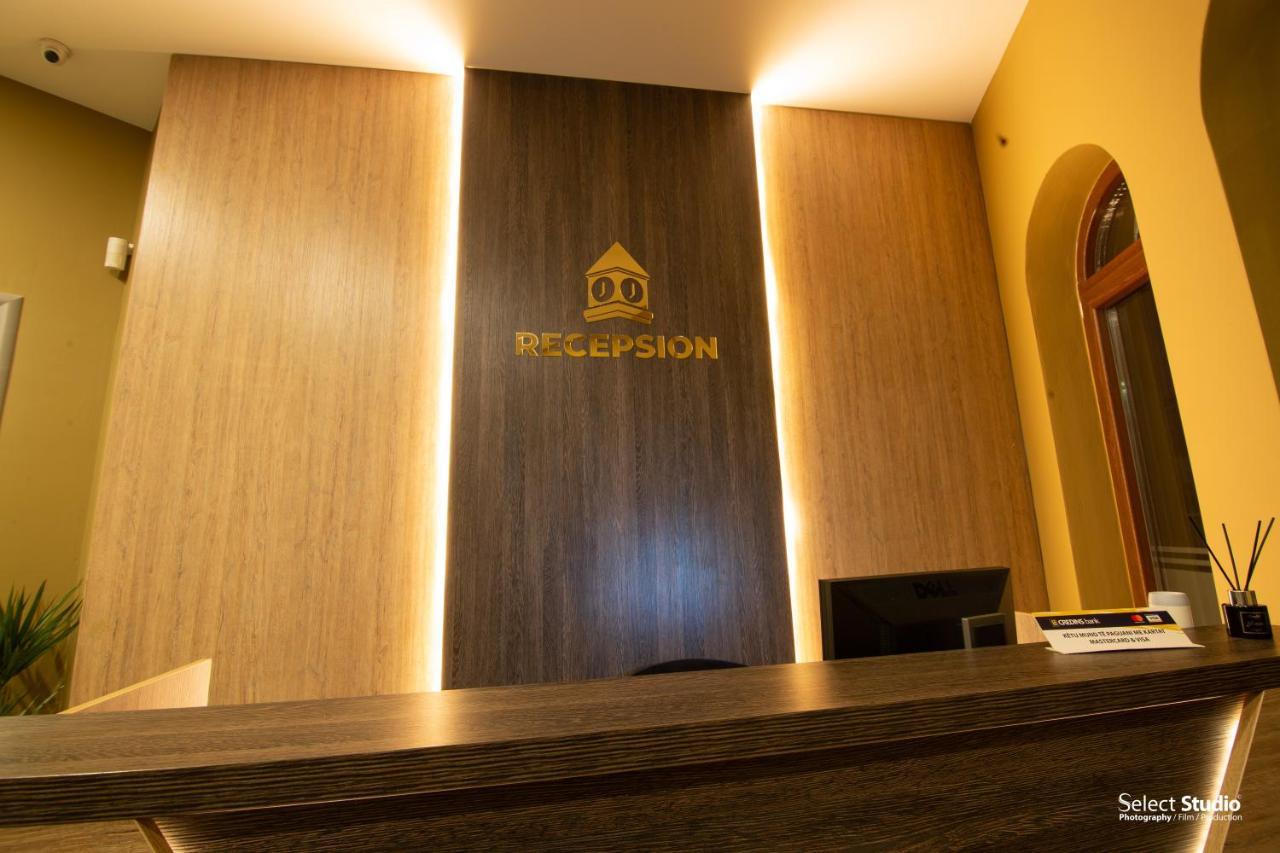 Sahati Hotel & Restaurant コルチャ エクステリア 写真